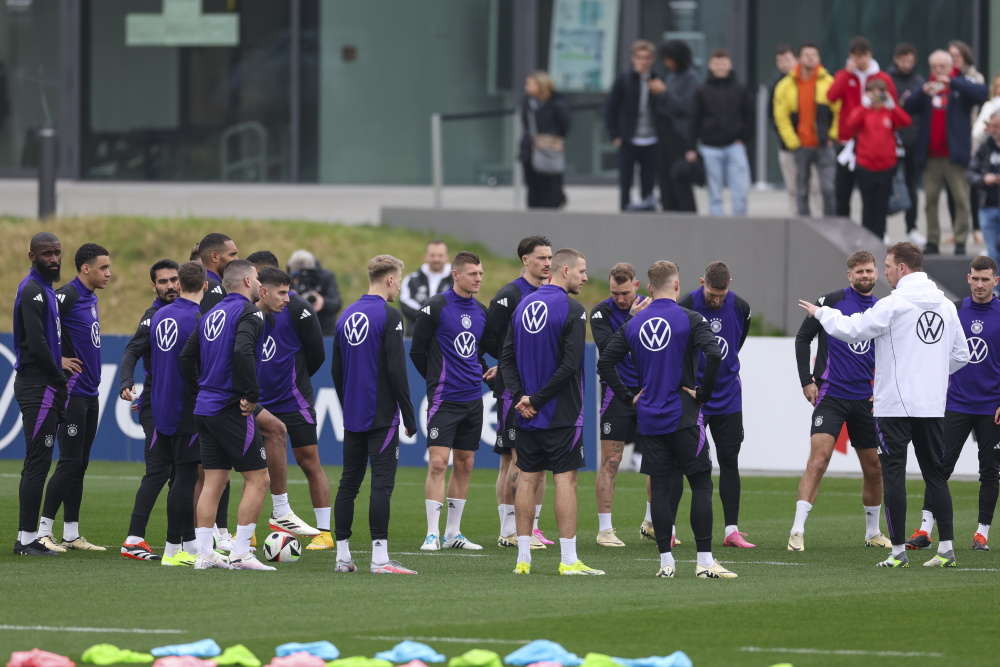 包含精锐德国队再战欧锦赛英格兰队不敌中策的词条 包含精锐德国队再战欧锦赛英格兰队不敌中策的词条