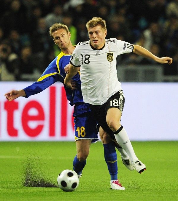 关于塞尔维亚队大胜挪威,晋级欧预赛八强淘汰赛的信息 关于塞尔维亚队大胜挪威,晋级欧预赛八强淘汰赛的信息