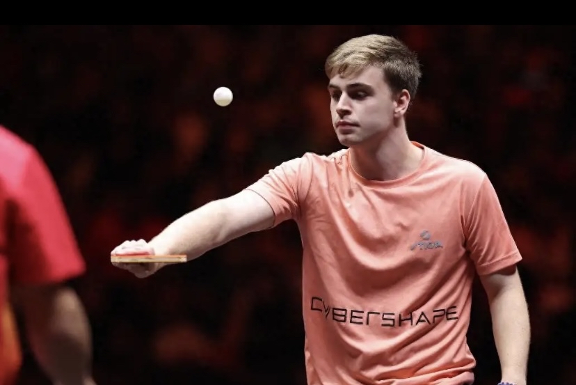 新西兰与南非的激烈对抗赢得掌声的简单介绍