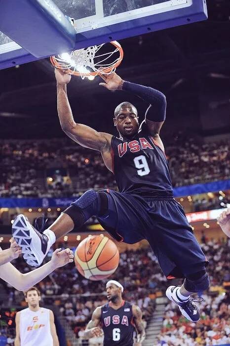 美国队轻松赢球,保持胜势 美国队轻松赢球,保持胜势