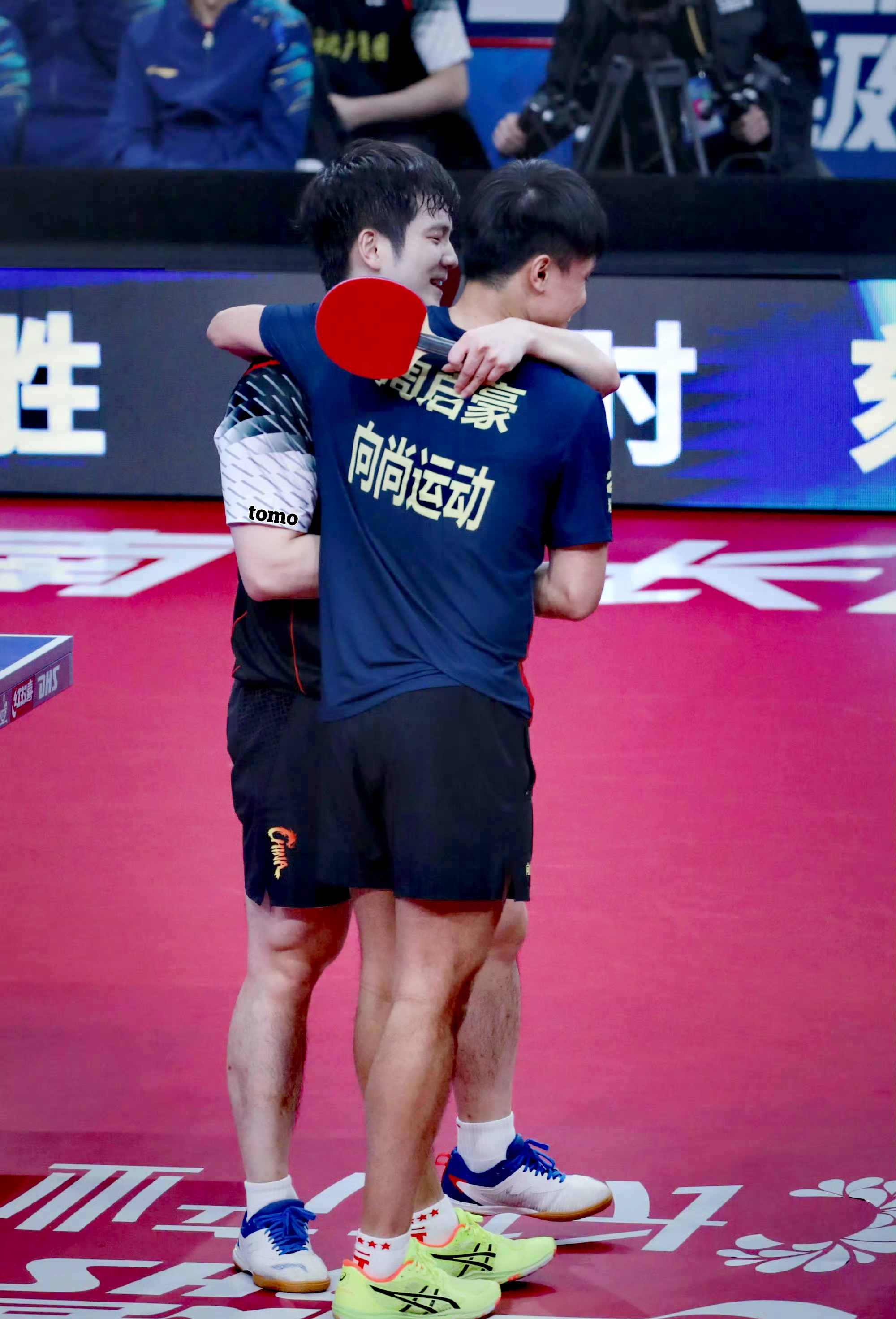 瑞典队完胜韩国队，樊振东关键制胜