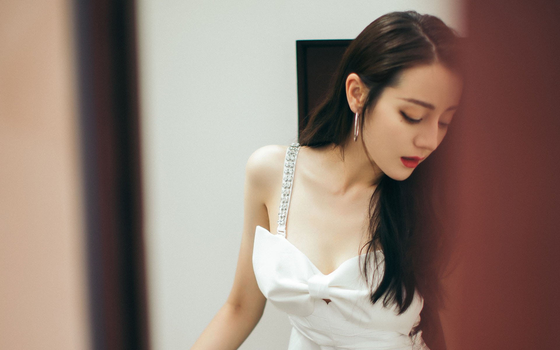 欧冠淘汰赛之夜,奥亚尔萨瓦尔的高能狂飙